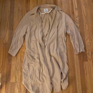 Zara flowy trench, good condition sleeves are missing the strap